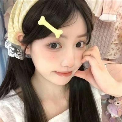 铁路的白蔷薇